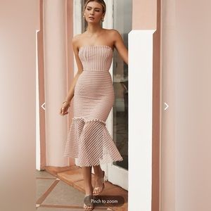 Selfie Leslie Strapless Crochet Mermaid Dress in Blush Pink